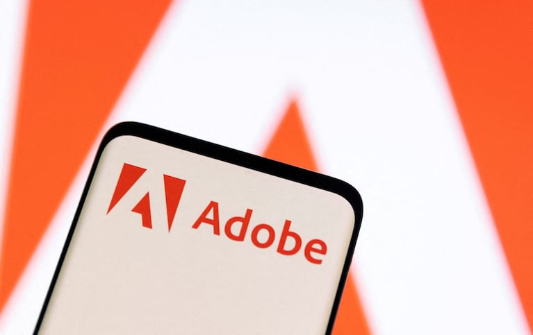Adobe ha garantizado que no usará los trabajos de sus usuarios ni entrenará IA como Firefly Gen con esos contenidos,