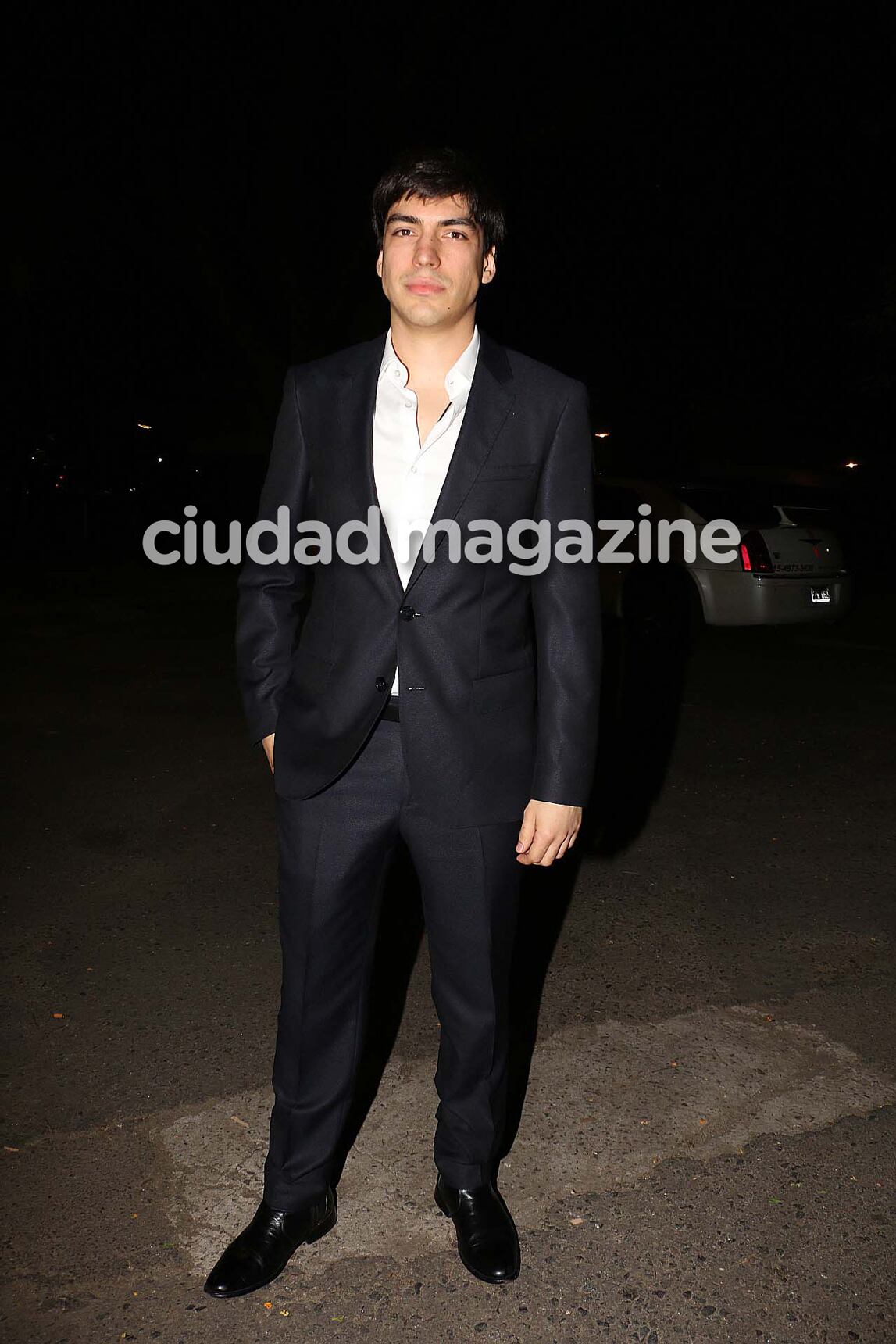 Agustín Sullivan, protagonista de la serie sobre Sandro, en la fiesta de Gente (Fotos: Movilpress). 