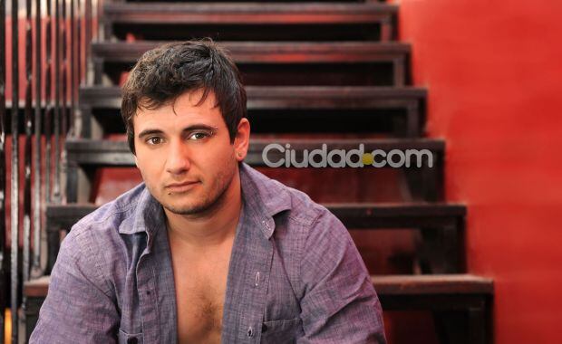 Alejandro Iglesias posó para Ciudad.com (Foto: Maxi Didari)