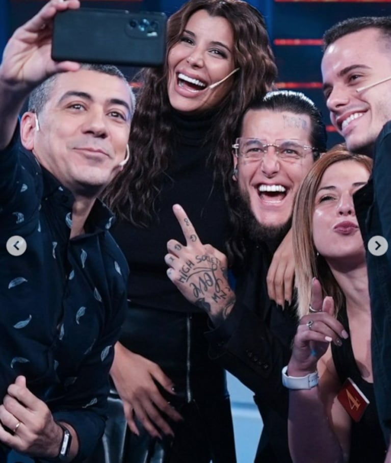 Alex Caniggia condujo su programa junto a su hermana Charlotte: "Ser cool y lindos es nuestra pasión"