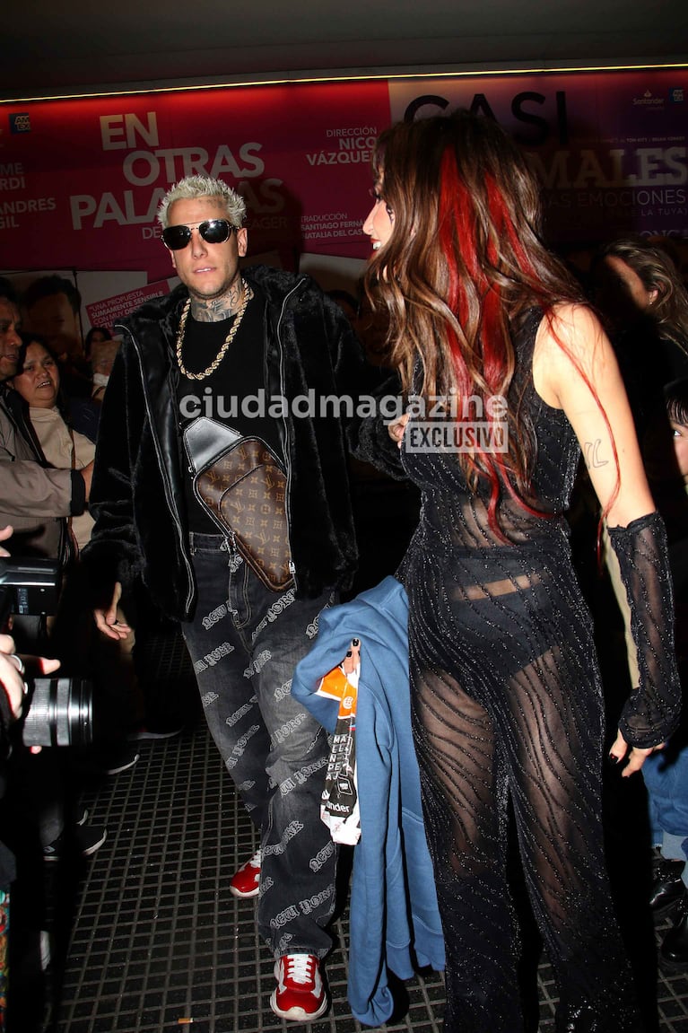 Alex Caniggia fue a ver al teatro a Melody Luz (Foto: Movilpress).