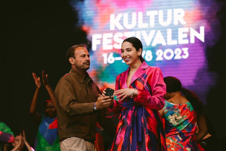 Alexia Toumikian y Eduardo Ocantos en el escenario del Kulture Festival Estocolmo