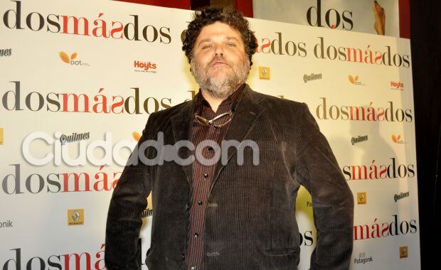 Alfredo Casero, divertido en el estreno de Dos más dos (Foto: Jennifer Rubio). 