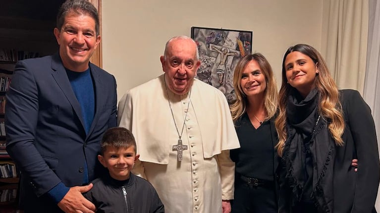 Amalia Granata compartió su encuentro familiar con el Papa Francisco en el Vaticano.