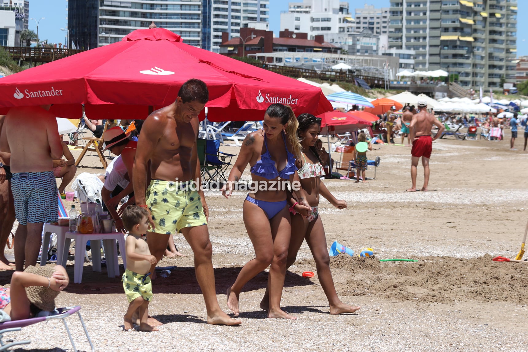 Amalia Granata y su familia descansan en Punta del Este (Fotos: GM Press). 