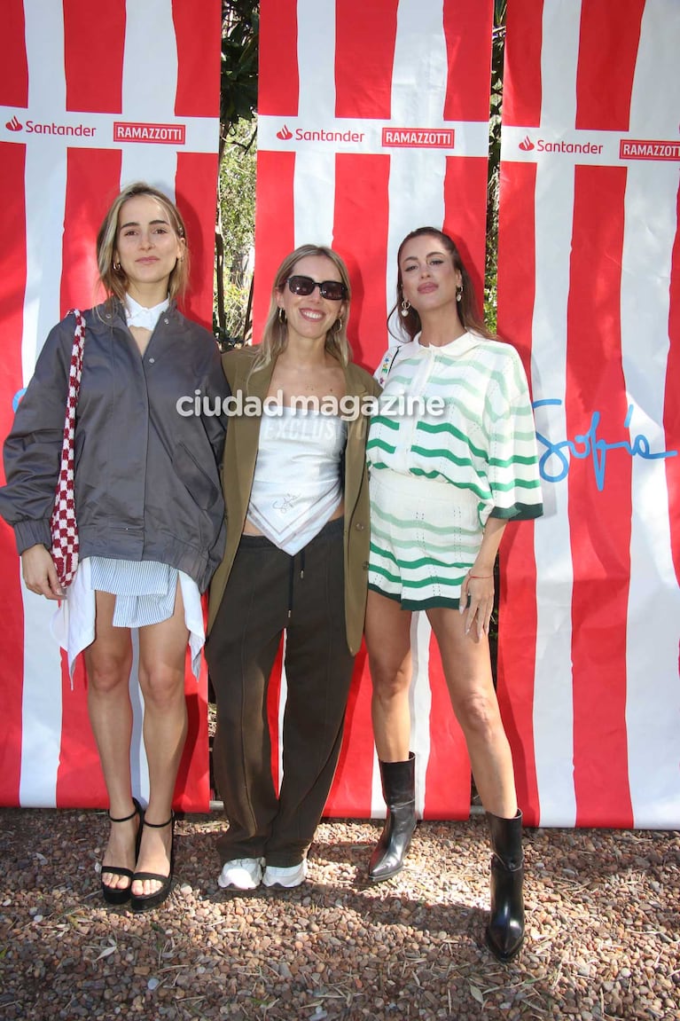 Ámbar de Benedictis, Josefina Sarkany y Agustina Casanova (Foto: Movilpress)