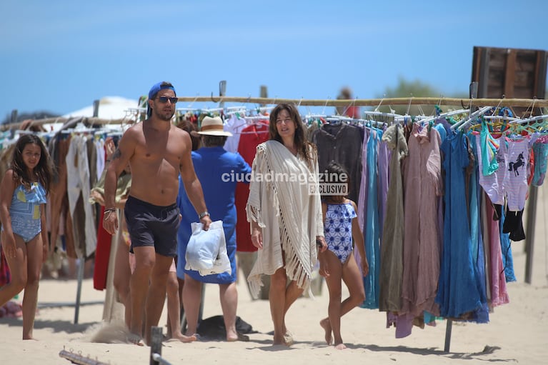 Andrea Frigerio marca tendencia con su look en el verano 2025 en Punta del Este.