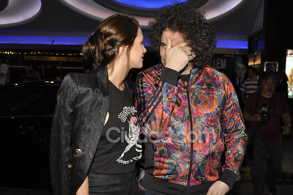 Andrés Calamaro, en la previa de su cumple, con Micaela Breque. (Foto: Jennifer Rubio-Ciudad.com)