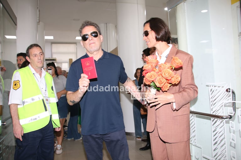 Andrés Calamaro y Natalí Franco se casaron por Civil. (Foto: Movilpress)