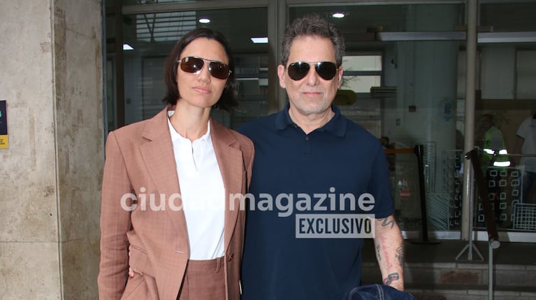 Andrés Calamaro y Natalí Francoel día de su boda por civil (Foto: Movilpress).