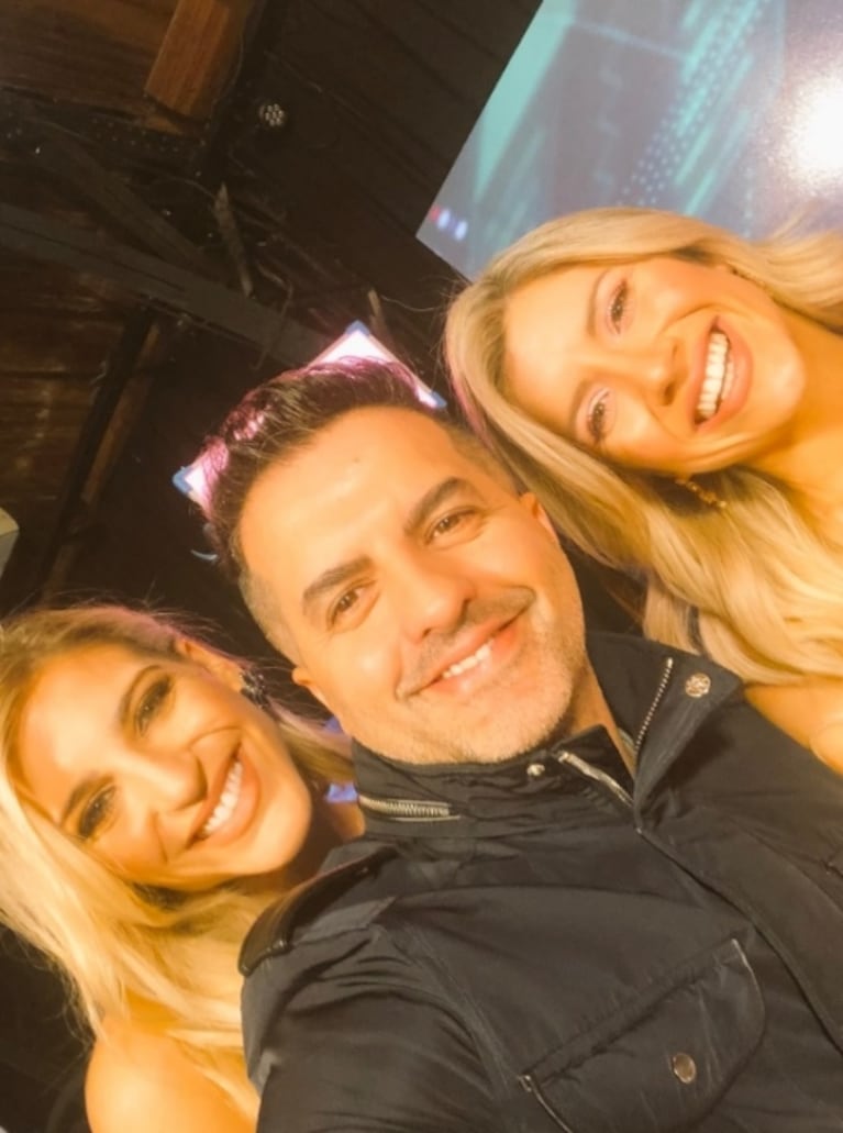 Ángel de Brito unió a Laurita Fernández y Macarena Rinaldi para la foto: "Sólo yo las junto"