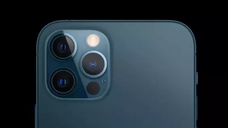 Apple planea incrementar la duración de la batería del iPhone 16 Pro Max con celdas de mayor densidad.
