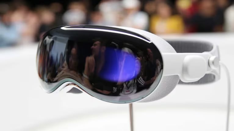 Apple trabaja en una segunda generación del visor Apple Vision Pro y en unas Gafas RA: los detalles