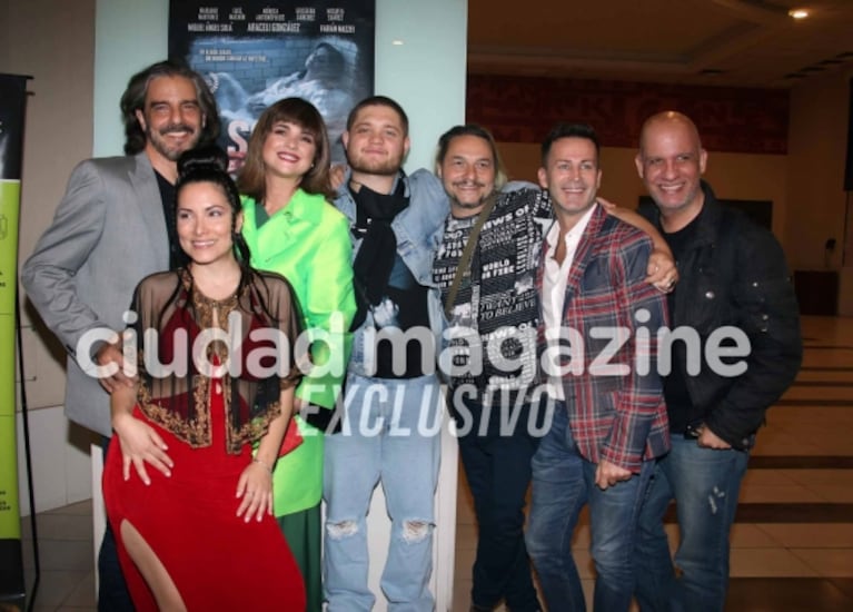 Araceli González y Fabián Mazzei disfrutaron del estreno de su película: las fotos en el cine y en familia