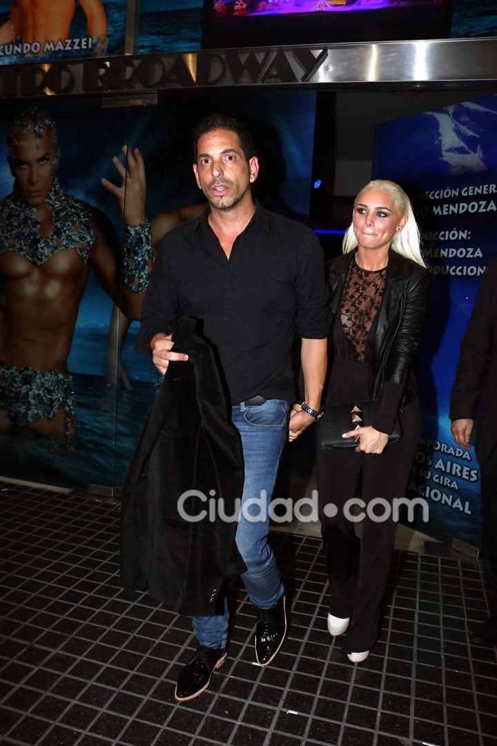 Ariel Diwan y Catalina Artusi, mimosos en el estreno de Stravaganza (Fotos: Movilpress). 