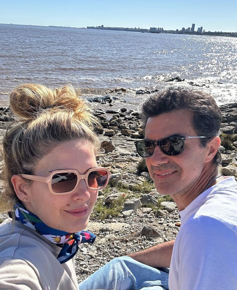 Así es la nueva vida de Isabel Macedo, Juan Manuel Urtubey y sus hijas en Uruguay: el álbum de fotos