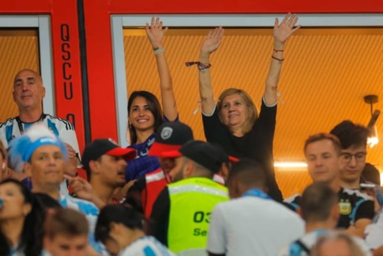 Así vivió Antonela Roccuzzo con Thiago, Ciro y Mateo Messi el partido de Argentina en el Mundial