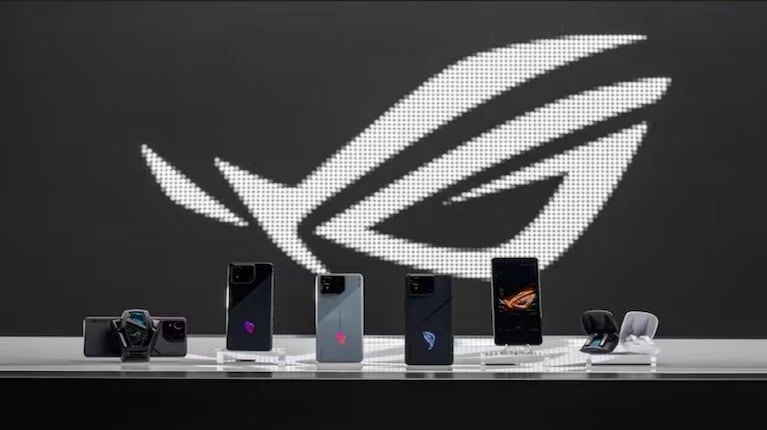 Asus ROG presenta su primer ordenador compacto NUC y la serie de smartphones ROG Phone 8