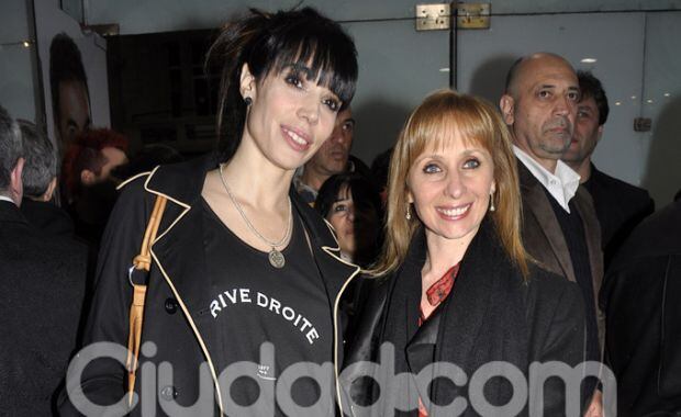 Bailarinas: Laura Fildalgo y Eleonora Cassano. (Foto: Jennifer Rubio-Ciudad.com)