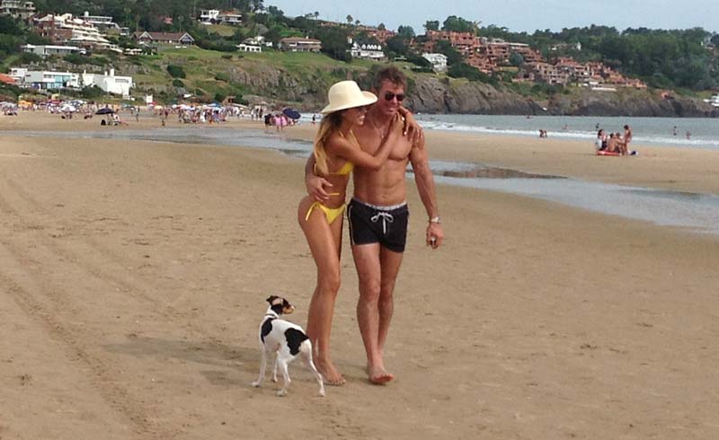 Bárbara Franco y Fernando Burlando, enamoradísimos en Punta del Este. (Foto: Album de Barby Franco)