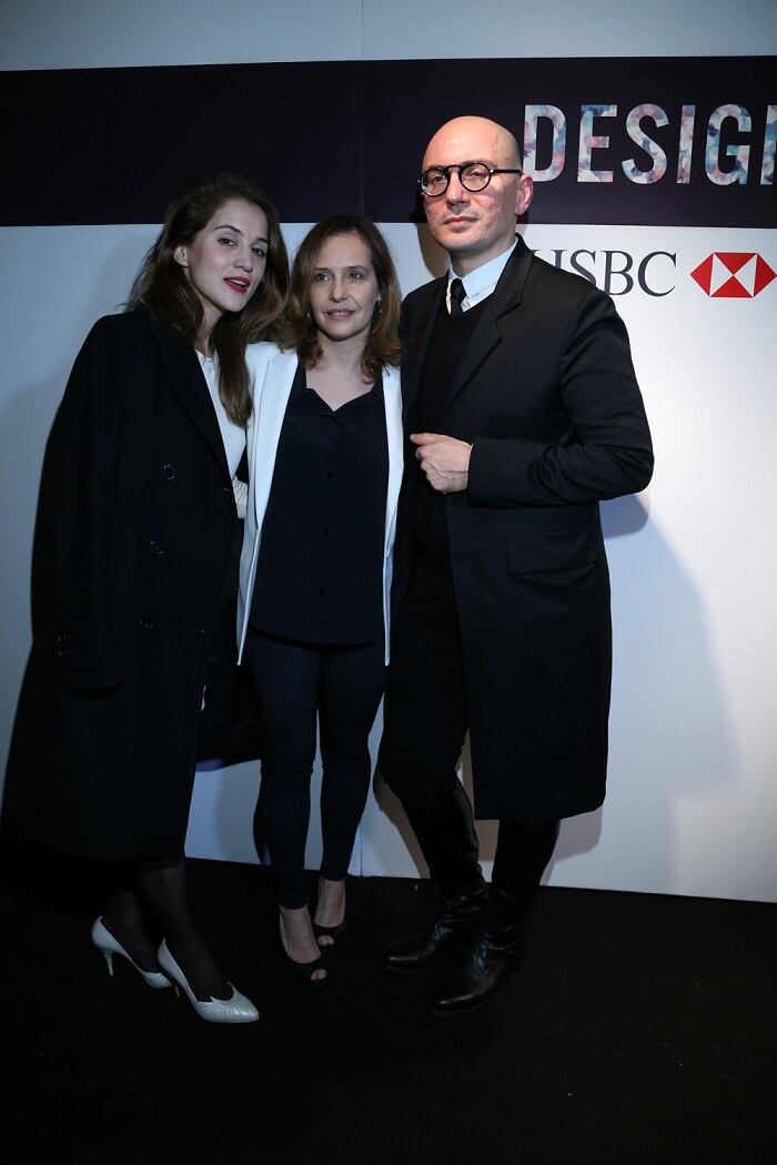 Barbara Lombardo y Gabriela Toscano junto a Pablo Ramirez (Fotos: Prensa Veroutis). 