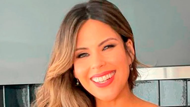 Barby Franco impactó con esta insólita coincidencia fashionista ¡con la cortina de su living!