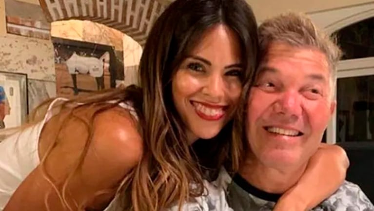 Barby Franco mostró el divertido chat de cuando le contó a Fernando Burlando que está embarazada. 