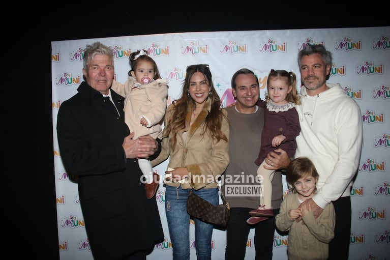 Barby Franco y Fernando Burlando con Gabriel Alfaro y Diego Schiro.