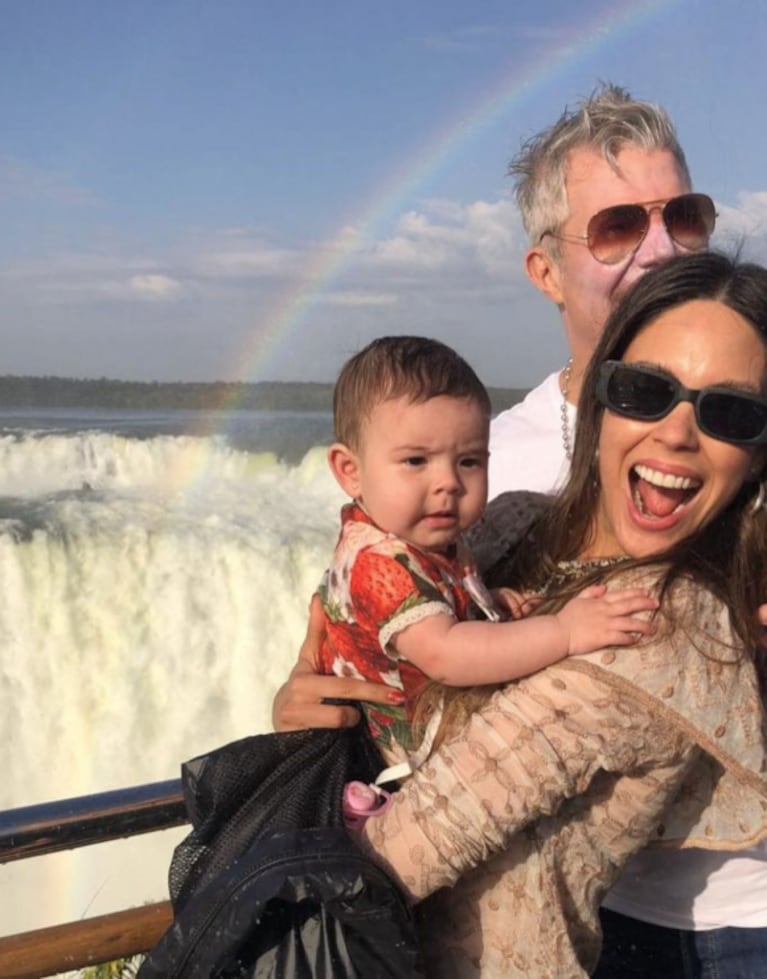 Barby Franco y Fernando Burlando mostraron lo grande que está su hija Sarah: las fotos en las Cataratas del Iguazú