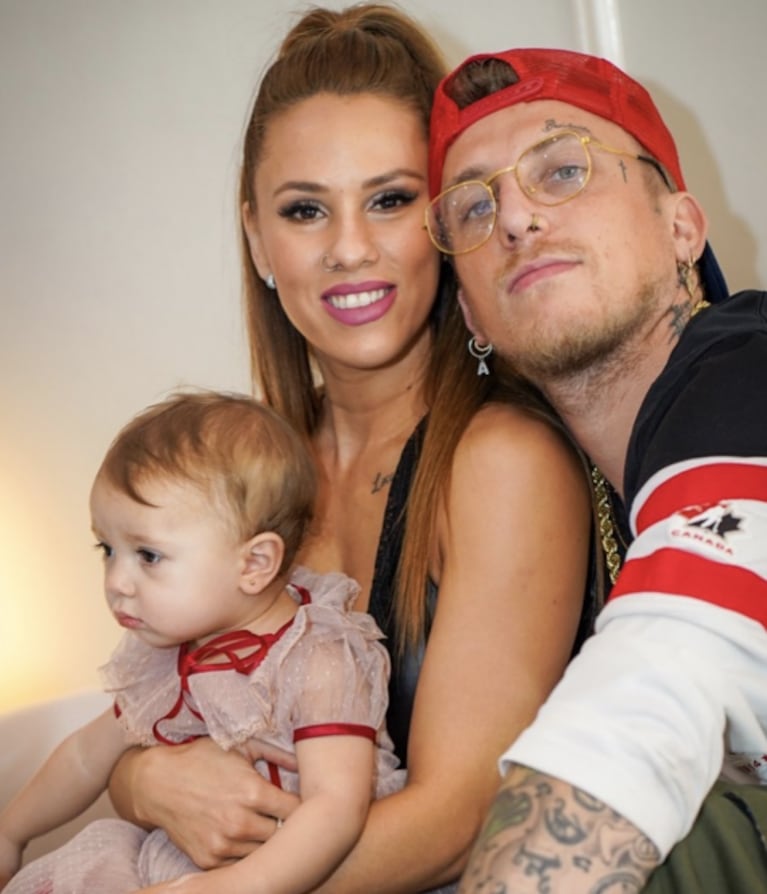 Barby Silenzi compartió una tierna foto del cumple de su hija con el Polaco en medio del escándalo con su hermana