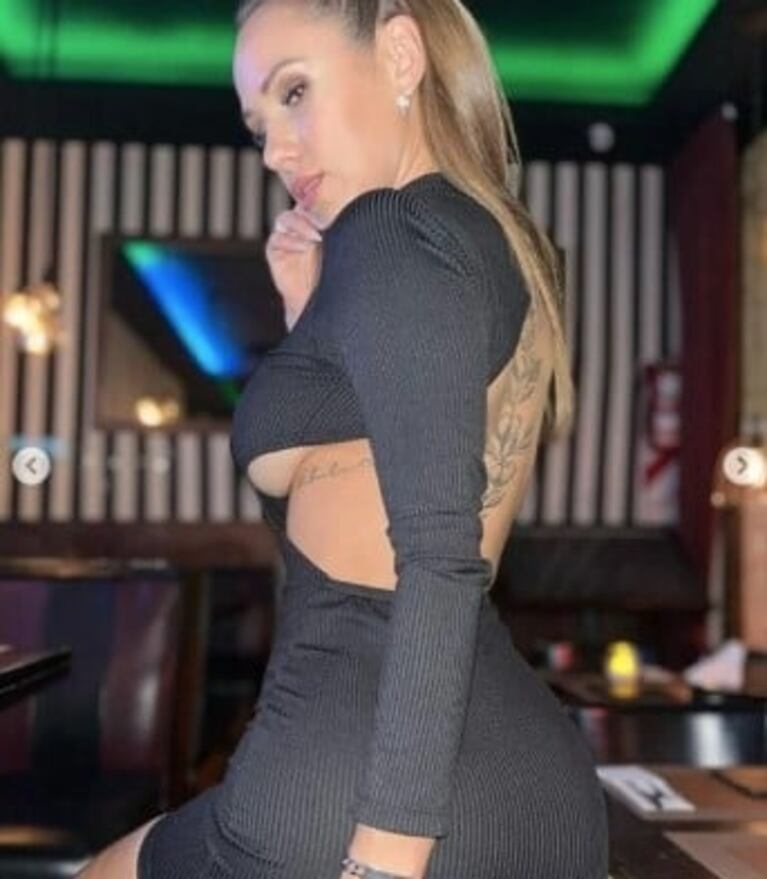 Barby Silenzi deslumbró con su look súper ajustado: torso y espalda semi descubiertos