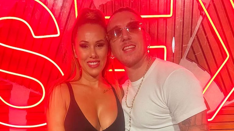 Barby Silenzi y el Polaco Ezequiel Cwirkaluk. (Foto: @barbysilenzi1)