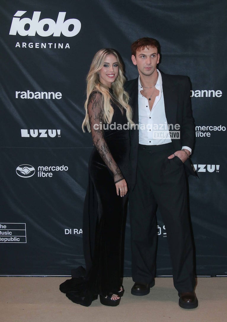 Bautista Mascia y Denisse González en los Premios Ídolo (Foto: Movilpress).