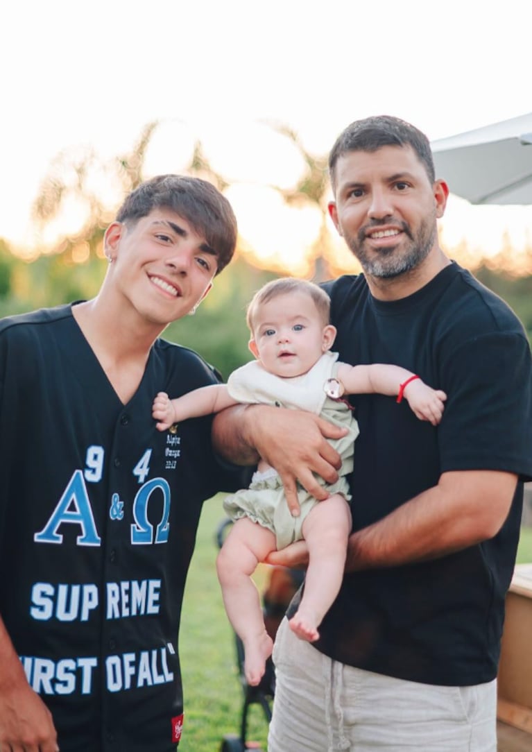 Benjamín, Olivia y Kun. Foto: IG | kunaguero