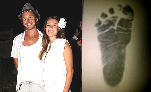 Benjamín Vicuña y Carolina Pampita Ardohaín celebraron el nacimiento de su tercer hijo. (Fotos: Web)