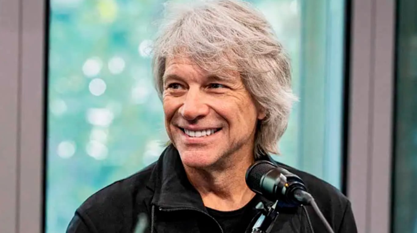 Bon Jovi evitó que una mujer se tirara de un puente mientras él grababa su video musical.