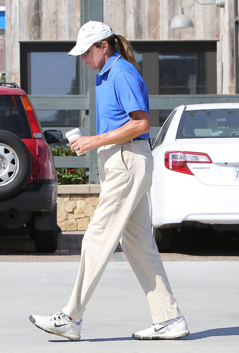 Bruce Jenner y su look andrógino. (Foto: Grosby Group)