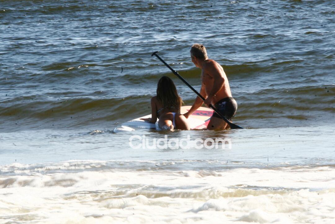 Burlando y Barbie se divirtieron en el mar. (Foto: PC3/Ciudad.com)