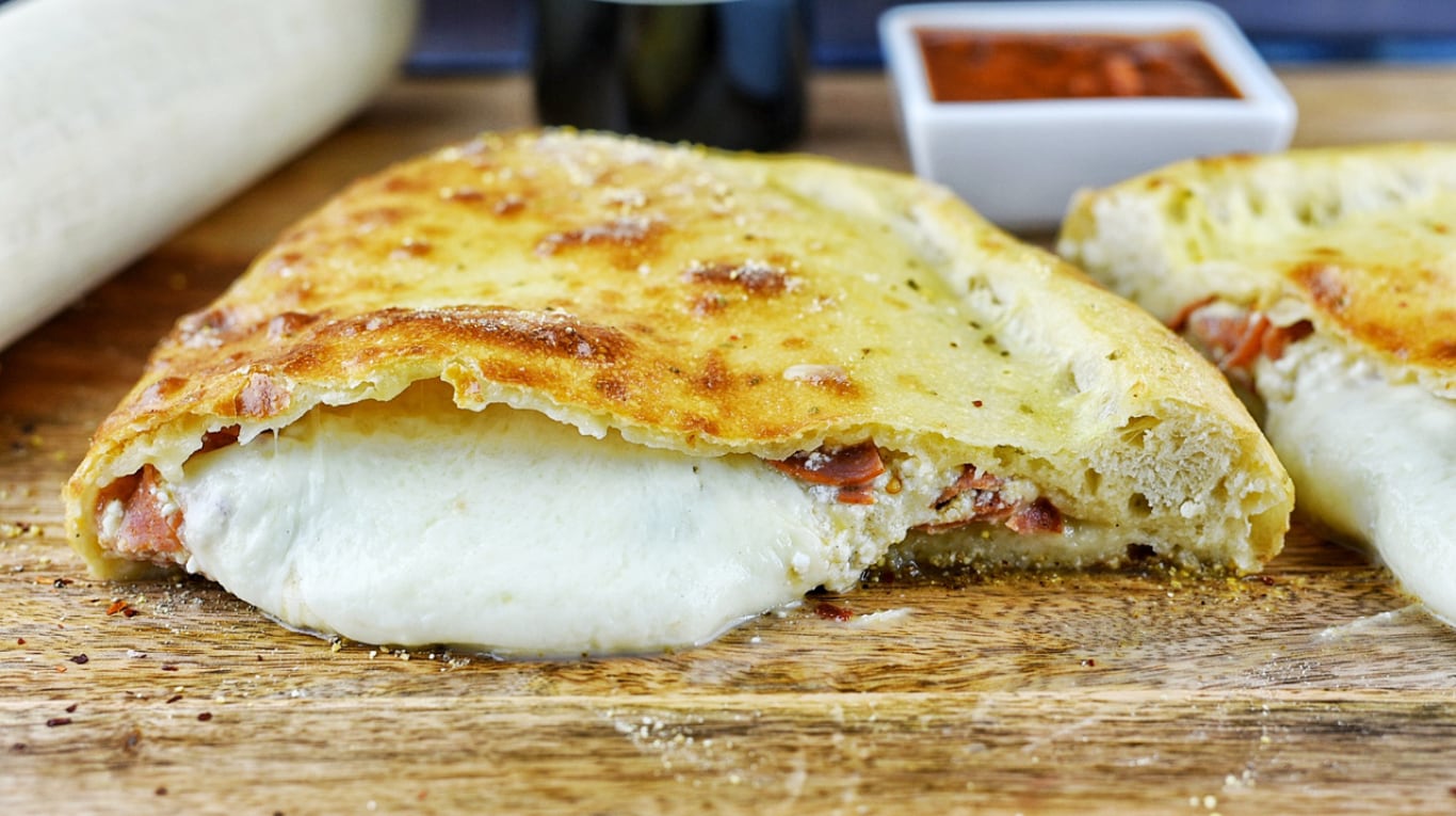 Calzones italianos: el paso a paso de una receta útil y fácil para tener a mano 