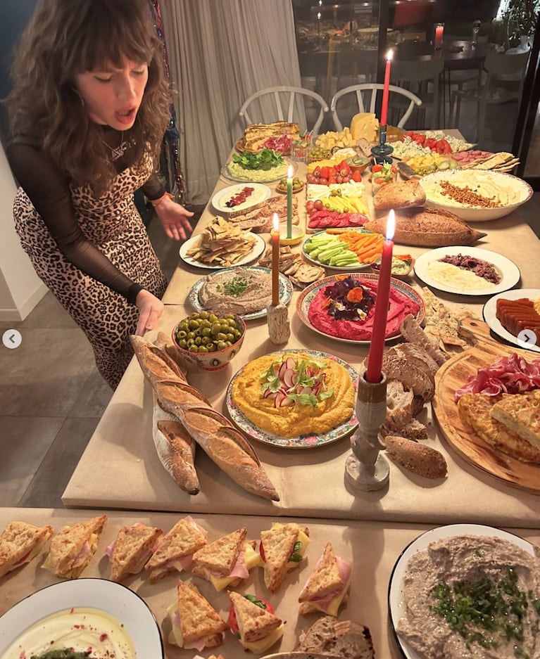 Cande agasajó a sus invitados con un banquete salado.