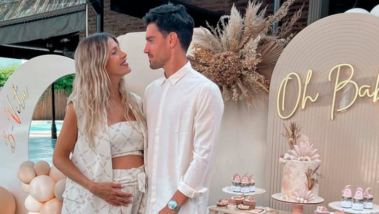 Cande Ruggeri compartió el álbum de fotos de su espectacular baby shower.