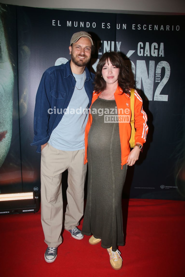 Cande Vetrano y Andrés Gil en el estreno de Guasón 2 (Foto: Movilpress).