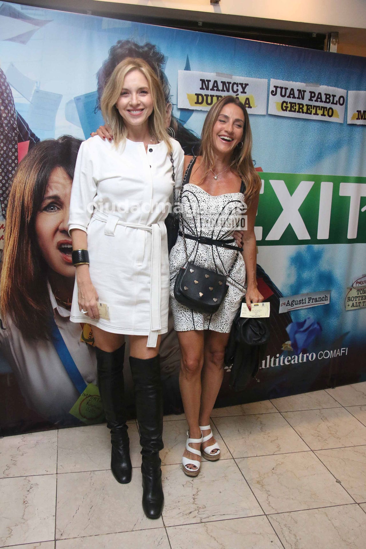 Carla Peterson y Eleonora Wexler en el estreno. (Foto: Movilpress)