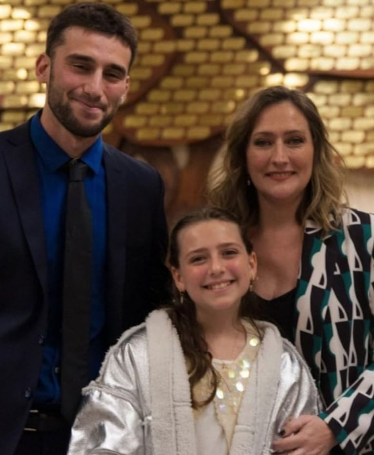 Carmela Bárbaro compartió el festejo de Elena, su hija con Gerardo Rozín: las fotos junto al hijo mayor y la exesposa del conductor