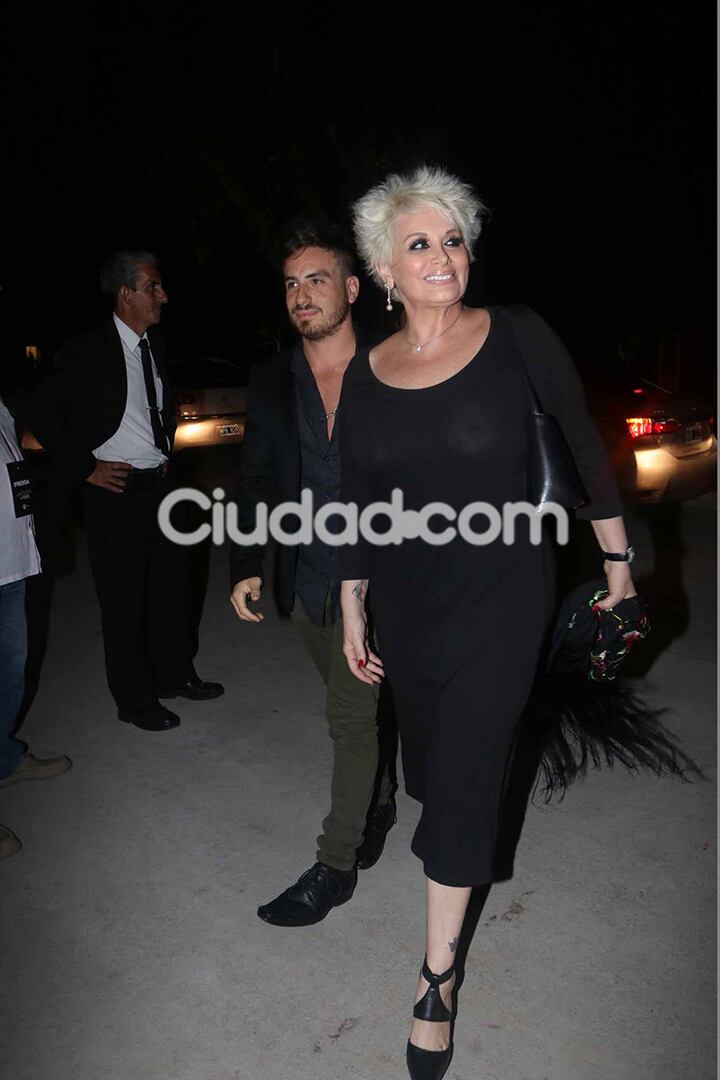 Carmen Barbieri y su osado look transparente.  (Foto: Movilpress)