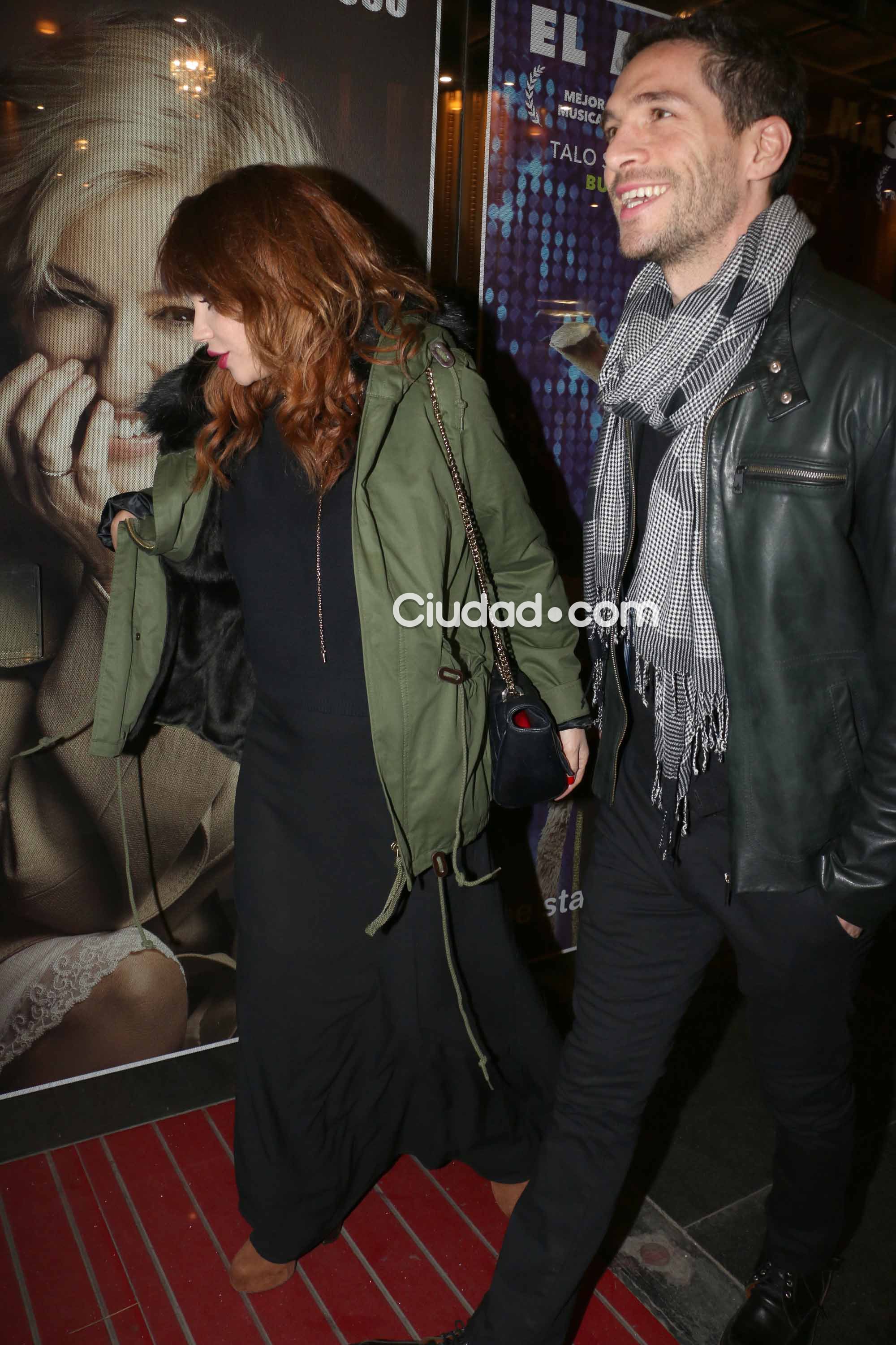 Celeste Cid y Michel Noher, en el teatro (Foto: Movilpress)