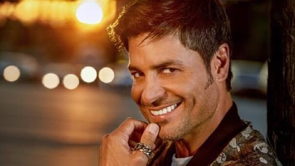 Chayanne: "Soy un romántico y sigo mandando flores"