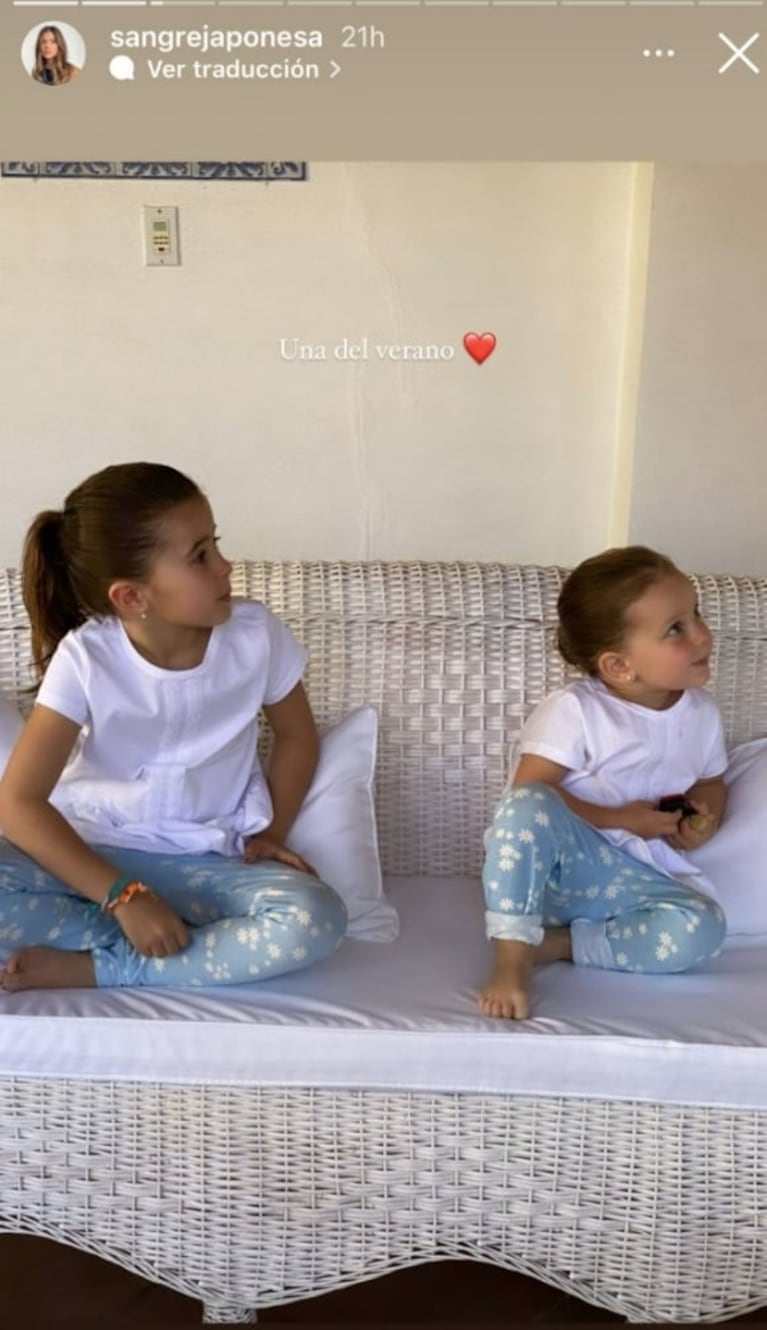 China Suárez compartió una inédita foto de sus hijas Rufina y Magnolia vestidas iguales