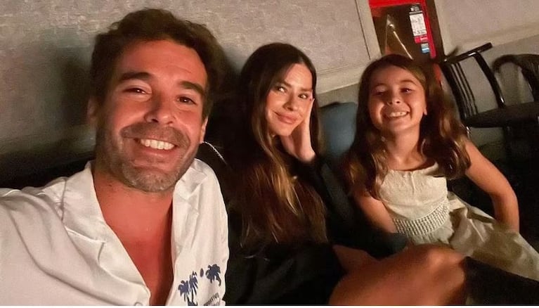 China Suárez con Nico Cabré, junto a su hija, Rufina (Foto: Web)