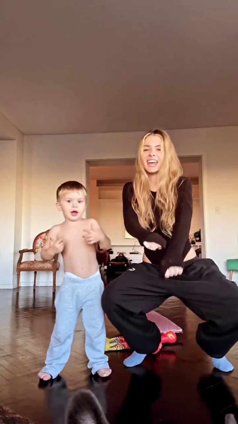 China Suárez la rompió bailando con su hijo Amancio un hit de La Joaqui: look canchero y mucha onda